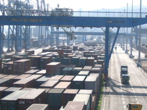 Containers_in_Port_of_Haifa