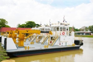 ID-10083907